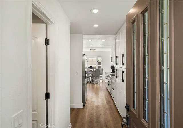 Photo 2 of Sale Pending at 9921 Barranca Cir, Huntington Beach, CA 92646 | MLS# OC26212424 | Listing updated on 2026-10-11