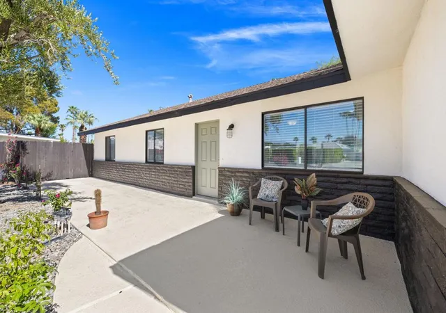 Photo 2 of Single family home for sale at 2200 N Carillo Rd, Palm Springs, CA 92262 | MLS# 219153649DA | Listing updated on 2026-10-03