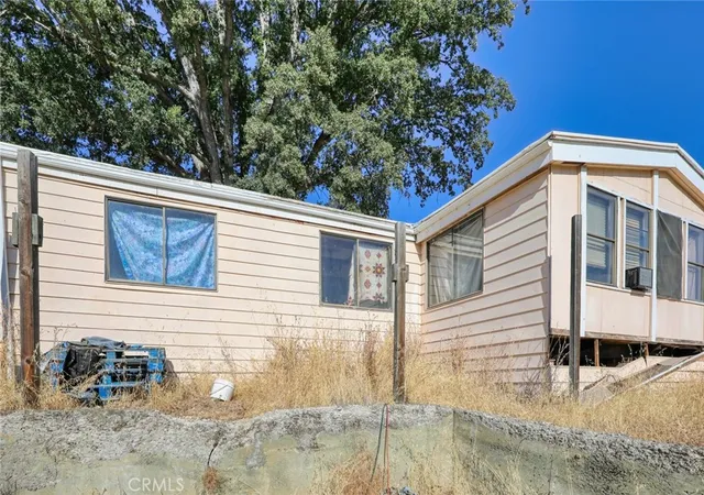 Photo 2 of Single family home for sale at 601 New Long Valley, Clearlake Oaks, CA 95423 | MLS# LC26213557 | Listing updated on 2026-10-03