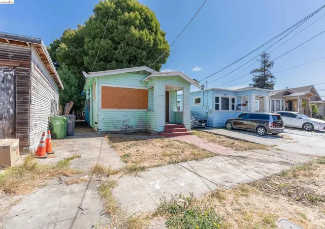 Photo 1 of Single family home for sale at 7014 Holly St, Oakland, CA 94621 | MLS# 41150104 | Listing updated on 2026-10-09