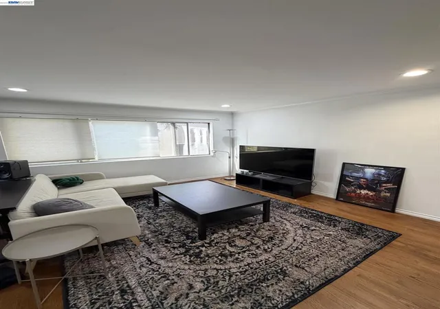 Photo 1 of Condo for sale at 1015 N Kings Rd #309, West Hollywood, CA 90069 | MLS# 41150106 | Listing updated on 2026-10-09
