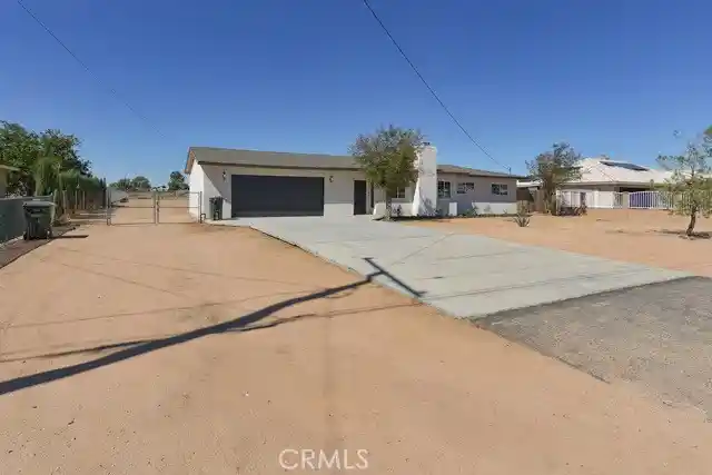 Photo 1 of Single family home for sale at 12442 Quinnault Rd, Apple Valley, CA 92308 | MLS# HD26212906 | Listing updated on 2026-10-17