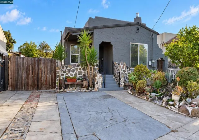 Single family home for sale at 429 W 11th Street, Pittsburg, CA 94565 | MLS# 41150112