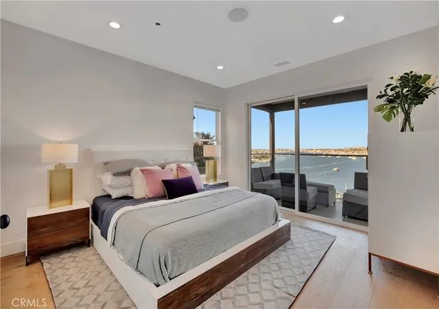 Photo 15 of Condo for sale at 221 Carnation Ave, Corona Del Mar, CA 92625 | MLS# OC26213008 | Listing updated on 2026-10-03