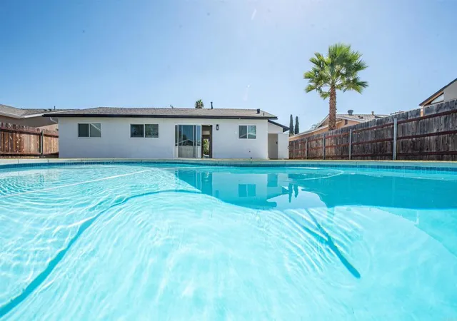 Photo 2 of Single family home for sale at 1404 Jefferson Ave, Escondido, CA 92027 | MLS# PTP2607444 | Listing updated on 2026-10-09