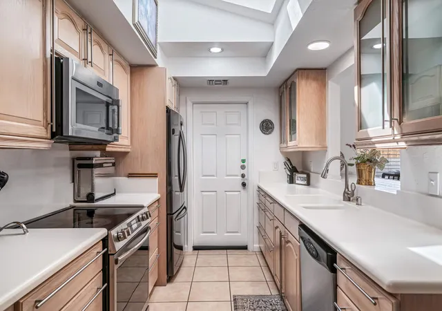 Photo 3 of Single family home for sale at 7434 Balsa Ave, Yucca Valley, CA 92284 | MLS# 219153653DA | Listing updated on 2026-10-03