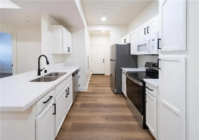 Photo 2 of Condo for sale at 41410 Juniper St #212, Murrieta, CA 92562 | MLS# SW26214812 | Listing updated on 2026-10-04