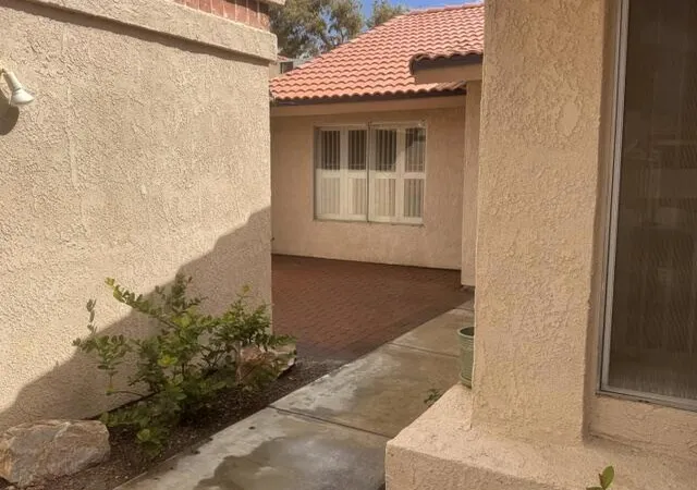 Photo 2 of Condo for sale at 49368 Eisenhower Dr, Indio, CA 92201 | MLS# 219153655PS | Listing updated on 2026-10-08