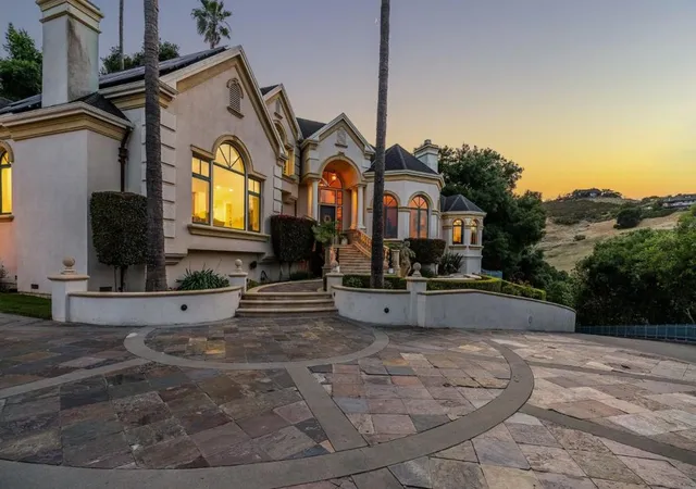 Photo 3 of Mansion for sale at 1720 Jasper Highlands Dr, Morgan Hill, CA 95037 | MLS# ML82063369 | Listing updated on 2026-10-02
