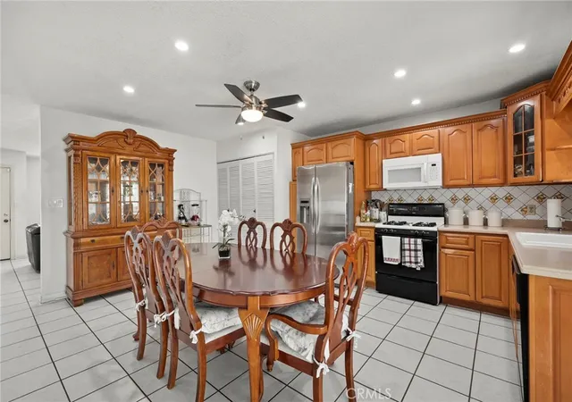 Photo 2 of Single family home for sale at 6621 Rostrata, Buena Park, CA 90621 | MLS# CV26214928 | Listing updated on 2026-10-03