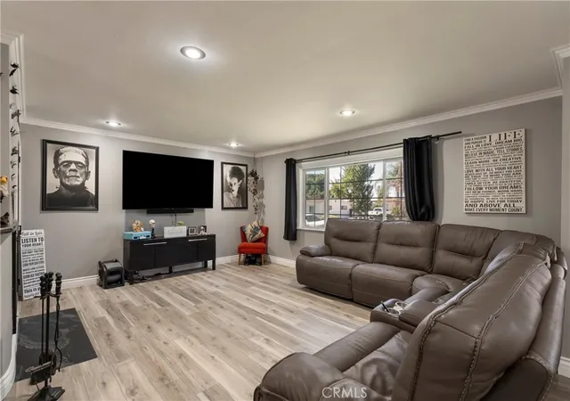 Photo 3 of Single family home for sale at 630 Carleton, Claremont, CA 91711 | MLS# CV26213958 | Listing updated on 2026-10-10