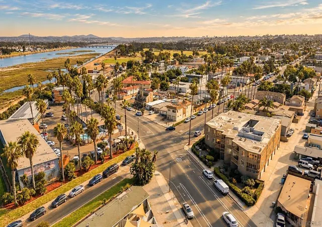 Photo 2 of Condo for sale at 5155 W Point Loma Blvd #4, San Diego, CA 92107 | MLS# 260024030SD | Listing updated on 2026-10-07