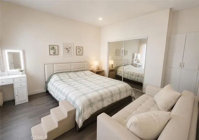 Photo 4 of Condo for sale at 19350 Sherman, Reseda, CA 91335 | MLS# SR26214681 | Listing updated on 2026-10-10