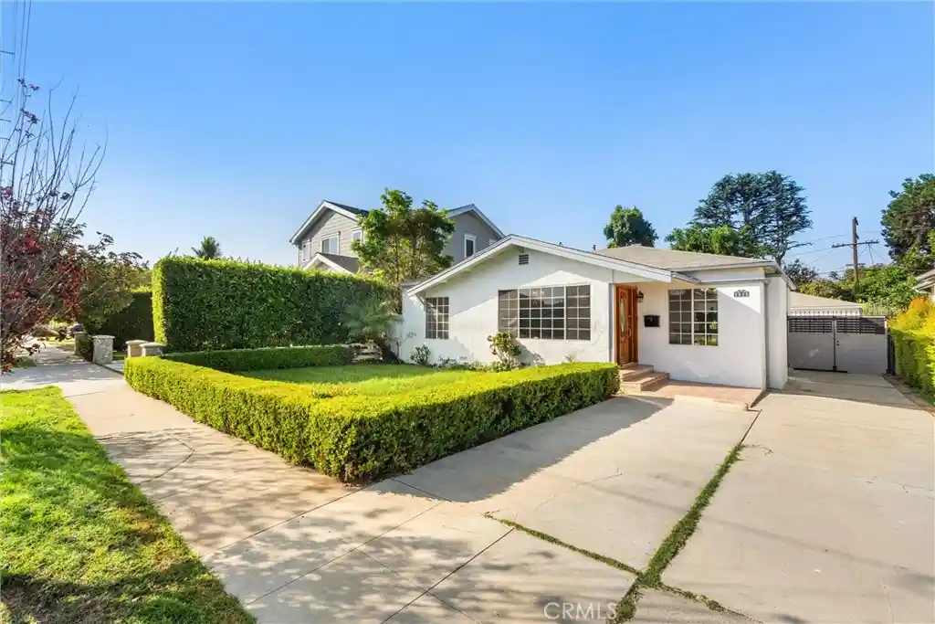 Single family home for sale at 2925 Military Ave, Los Angeles, CA 90064 | MLS# SB26212875