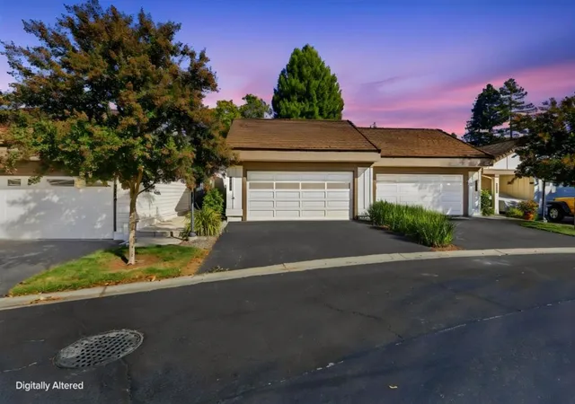Photo 1 of Condo for sale at 6082 Montgomery Ct, San Jose, CA 95135 | MLS# ML82063386 | Listing updated on 2026-10-02