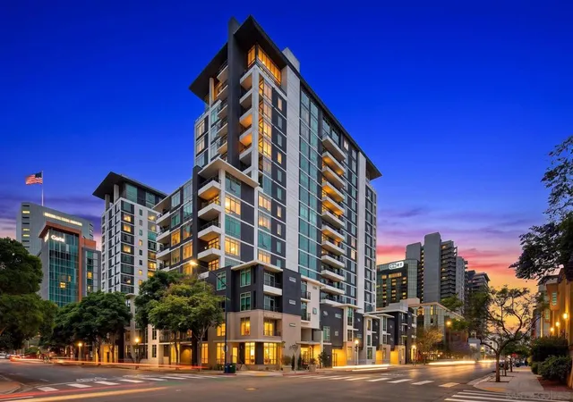Photo 1 of Condo for sale at 425 W Beech #327, San Diego, CA 92101 | MLS# 260024041SD | Listing updated on 2026-10-08