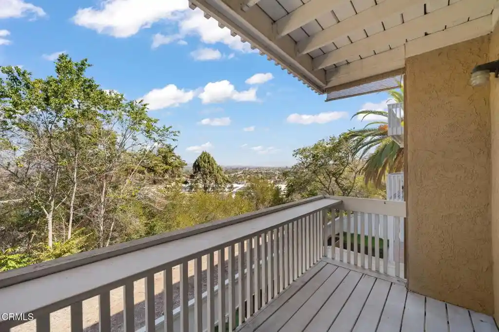 Condo for sale at 4262 Mesa Vista Way #6, Oceanside, CA 92057 | MLS# V1-39057