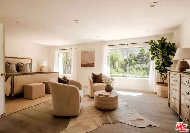 Townhouse for sale at 30122 Leticia Ct, Agoura Hills, CA 91301 | MLS# 26996077
