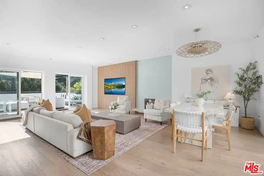 Photo 1 of Single family home for sale at 8755 Skyline Dr, Los Angeles, CA 90046 | MLS# 26990763 | Listing updated on 2026-10-18