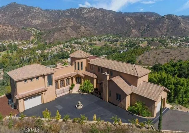 Photo 1 of Mansion for sale at 3034 Mountain View Dr, Escondido, CA 92027 | MLS# OC26215096 | Listing updated on 2026-10-03