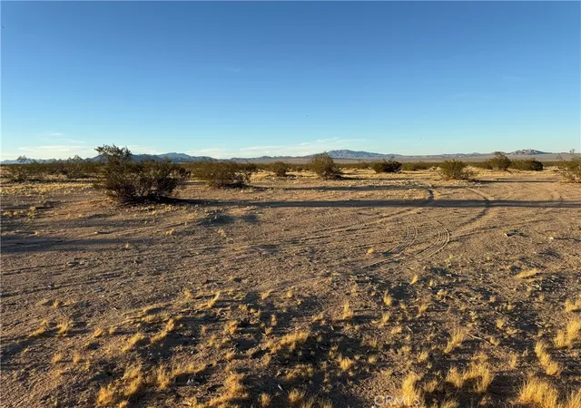 Photo 1 of Land for sale at 5 Swanee Rd, Lucerne Valley, CA 92356 | MLS# HD26215120 | Listing updated on 2026-10-10