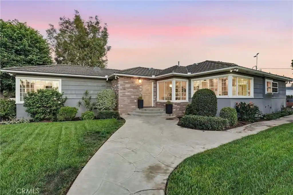 Photo 1 of Single family home for sale at 14021 Livingston St, Tustin, CA 92780 | MLS# PW26214325 | Listing updated on 2026-10-17