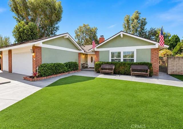 Photo 4 of Single family home for sale at 31831 Saint Pierre Ln, Lake Elsinore, CA 92530 | MLS# IG26212173 | Listing updated on 2026-10-04