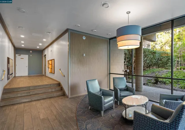 Condo for sale at 460 N Civic Dr #208, Walnut Creek, CA 94596 | MLS# 41150164