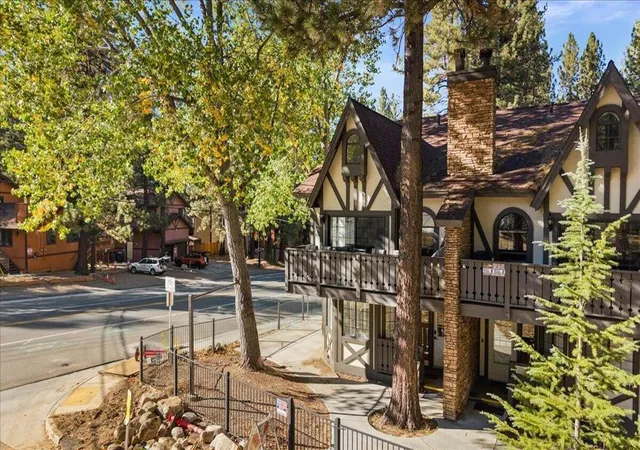 Condo for sale at 41896 Switzerland Dr #1, Big Bear Lake, CA 92315 | MLS# 219153691DA