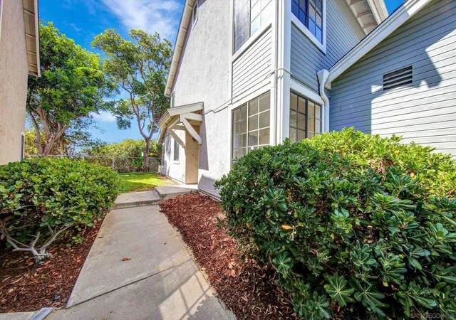 Photo 3 of Townhouse for sale at 349 Windjammer Cir, Chula Vista, CA 91910 | MLS# 260024066SD | Listing updated on 2026-10-09