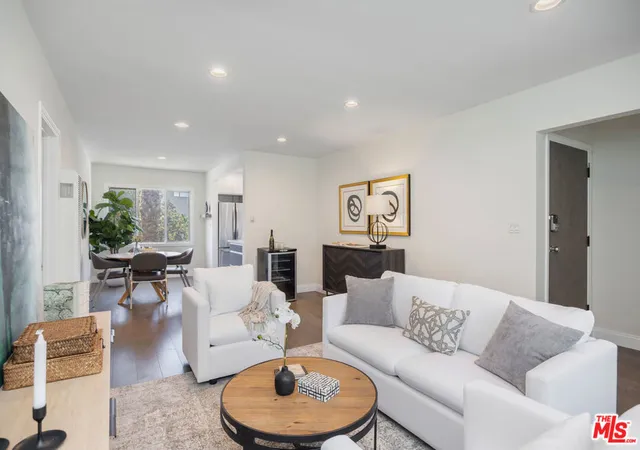 Condo for sale at 827 Bay St #5, Santa Monica, CA 90405 | MLS# 26994661