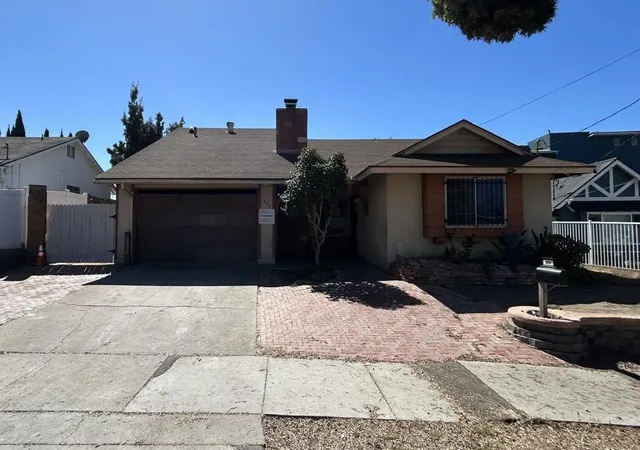 Photo 1 of Sale Pending at 464 E J, Chula Vista, CA 91910 | MLS# 260024068SD | Listing updated on 2026-10-08