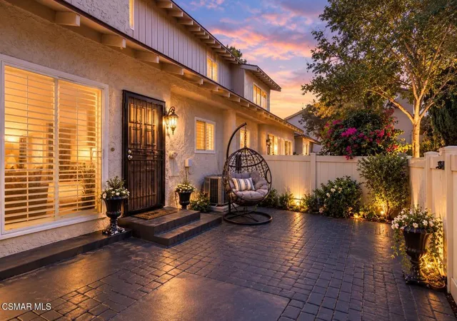 Townhouse for sale at 1282 Ramona Dr, Newbury Park, CA 91320 | MLS# 226004701