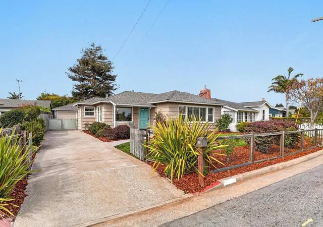 Photo 2 of Single family home for sale at 4235 Bain Ave, Santa Cruz, CA 95062 | MLS# ML82063423 | Listing updated on 2026-10-12