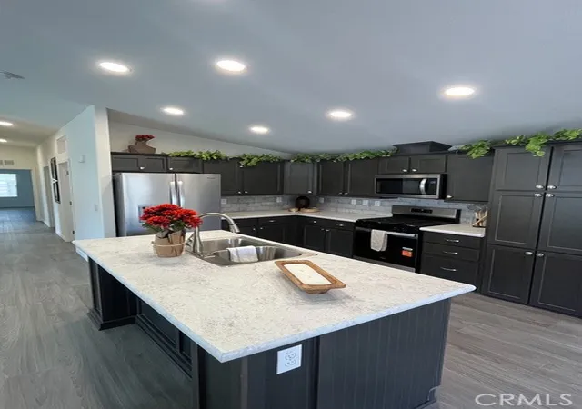 Photo 2 of Manufactured home for sale at 24921 Muirlands Blvd #44, Lake Forest, CA 92630 | MLS# NP26214972 | Listing updated on 2026-10-09