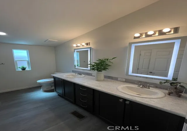 Photo 3 of Manufactured home for sale at 24921 Muirlands Blvd #44, Lake Forest, CA 92630 | MLS# NP26214972 | Listing updated on 2026-10-09