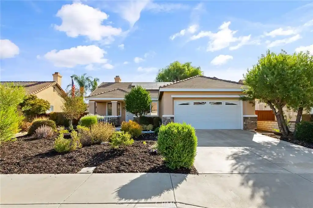 Photo 1 of Sale Pending at 26784 Hull, Menifee, CA 92585 | MLS# SW26214948 | Listing updated on 2026-10-31
