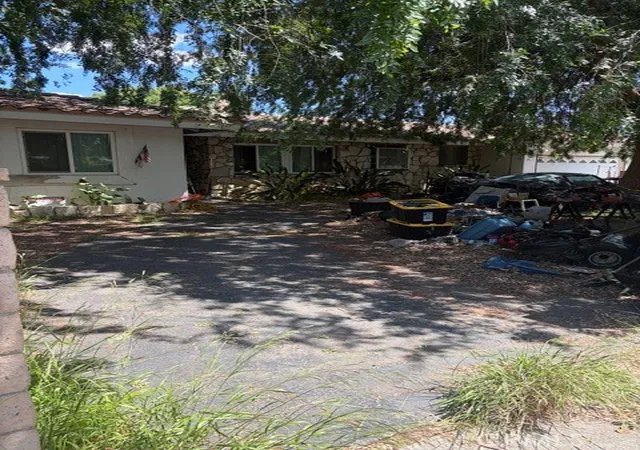 Photo 2 of Single family home for sale at 10210 Encino Ave, Northridge, CA 91325 | MLS# SR26215263 | Listing updated on 2026-10-03