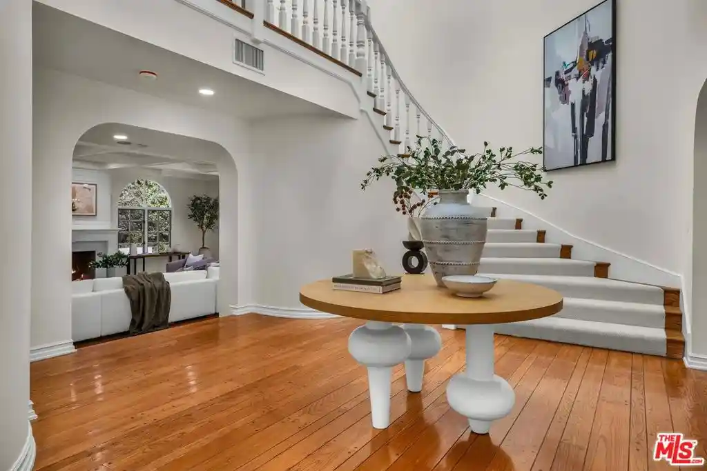Single family home for sale at 3225 Iredell Ln, Studio City, CA 91604 | MLS# 26988537