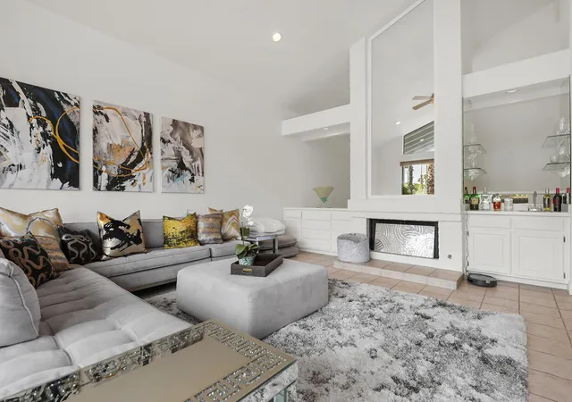 Listing Photo 1 - Condo for sale in building located at 162 Lost River Dr, Palm Desert, CA 92211 - Unit #