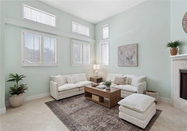 Listing Photo 4 - Condo for sale in building located at 1106 Oceanaire, San Luis Obispo, CA 93405 - Unit #1