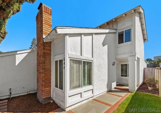 Photo 3 of Single family home for sale at 648 E J St, Chula Vista, CA 91910 | MLS# 260024080SD | Listing updated on 2026-10-02