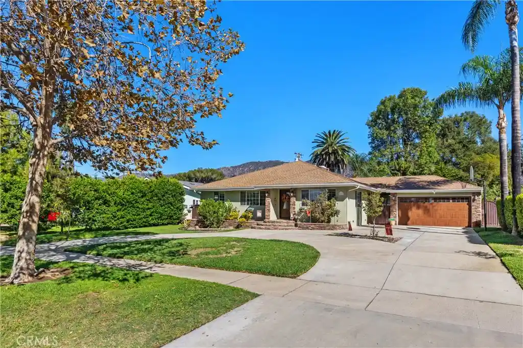 Photo 1 of Single family home for sale at 611 E Foothill Blvd, Glendora, CA 91741 | MLS# OC26208489 | Listing updated on 2026-10-25