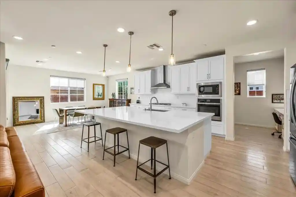 Photo 1 of Single family home for sale at 81835 Vida Bella Dr, La Quinta, CA 92253 | MLS# 219153703DA | Listing updated on 2026-10-26