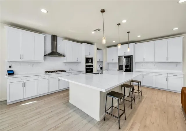 Photo 4 of Single family home for sale at 81835 Vida Bella Dr, La Quinta, CA 92253 | MLS# 219153703DA | Listing updated on 2026-10-03