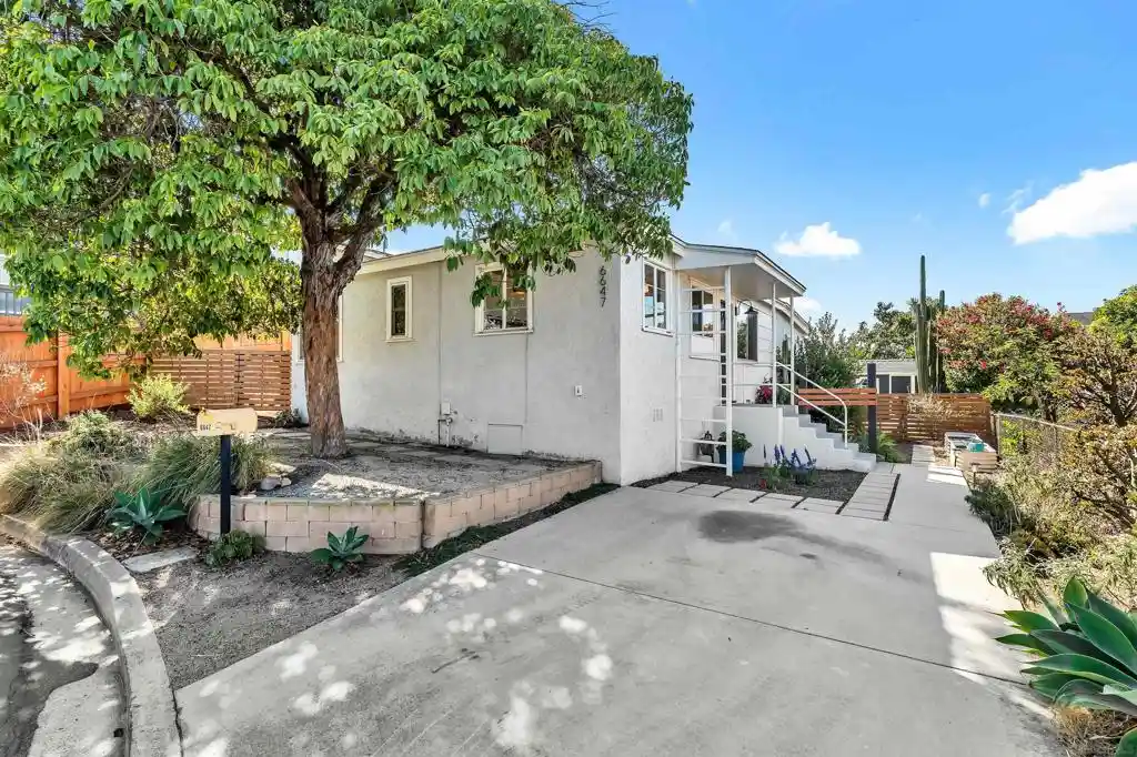Single family home for sale at 6647 Bell Ct, San Diego, CA 92111 | MLS# 260024091SD