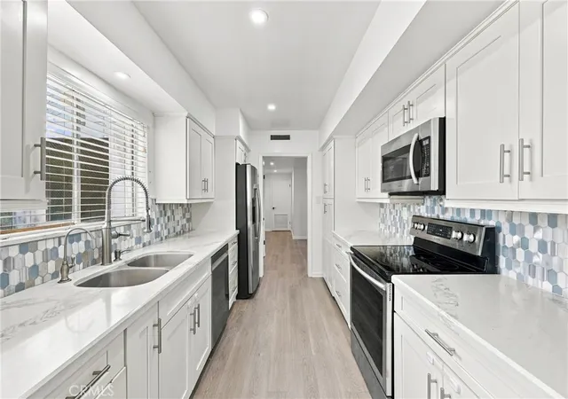 Photo 4 of Condo for sale at 12035 Beverly Blvd #1F, Whittier, CA 90601 | MLS# DW26215222 | Listing updated on 2026-10-11