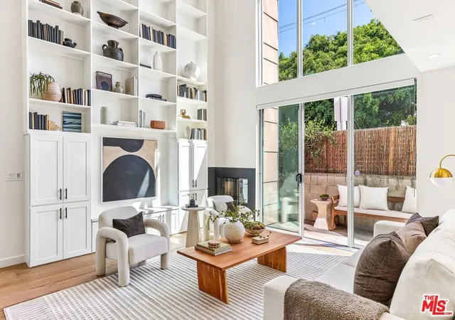 Photo 3 of Condo for sale at 5806 Waring Ave #7, Los Angeles, CA 90038 | MLS# 26992713 | Listing updated on 2026-10-10