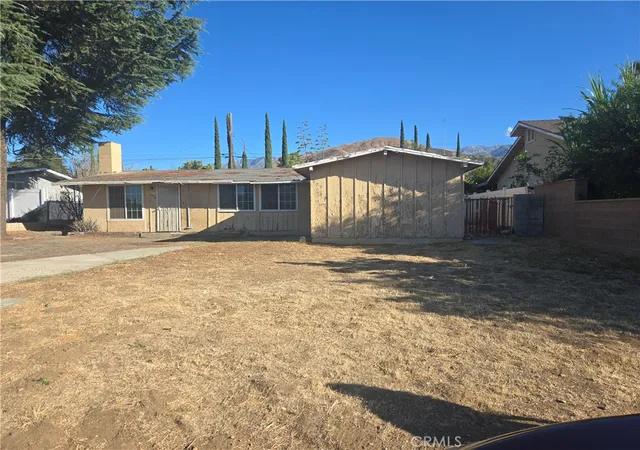Photo 1 of Sale Pending at 475 E San Andreas Rd, Banning, CA 92220 | MLS# IV26215406 | Listing updated on 2026-10-08