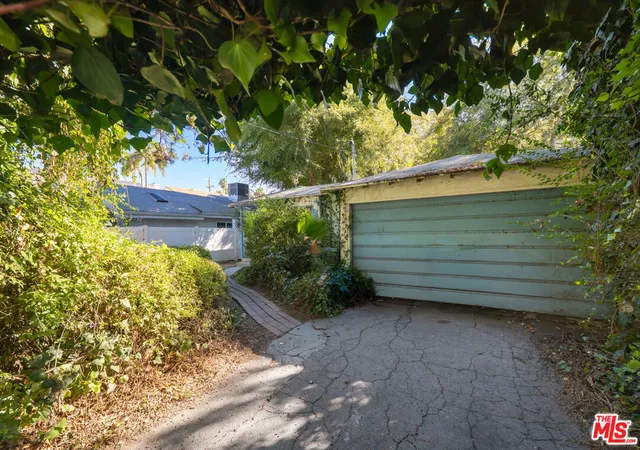 Photo 1 of Single family home for sale at 4480 Colbath Ave, Sherman Oaks, CA 91423 | MLS# 26876203 | Listing updated on 2026-10-10